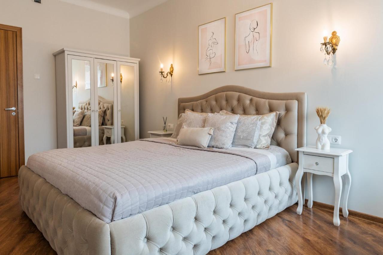 E. D. Angel Wing Apartment Šiauliai Екстериор снимка